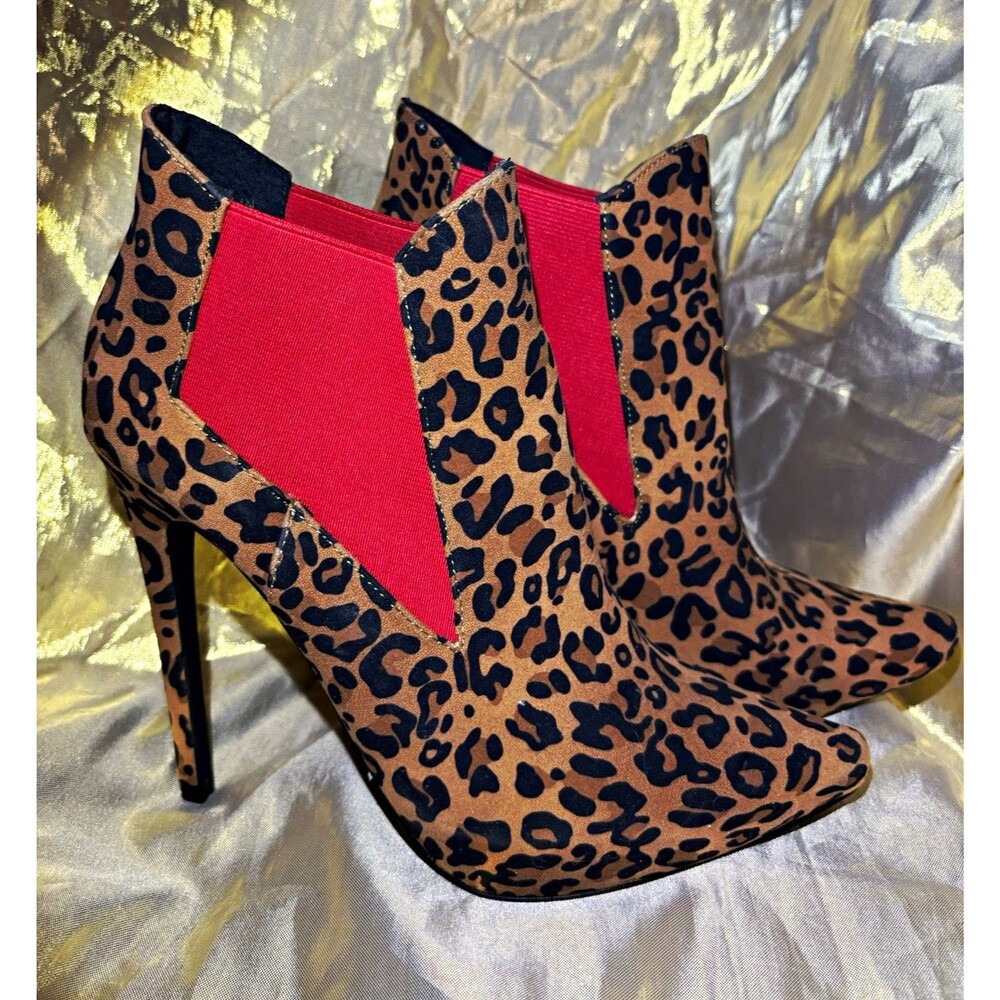 ShoeDazzle Womens Leopard Print Pointed Toe Ankle Boot PullOn Orange Elastic 5.5